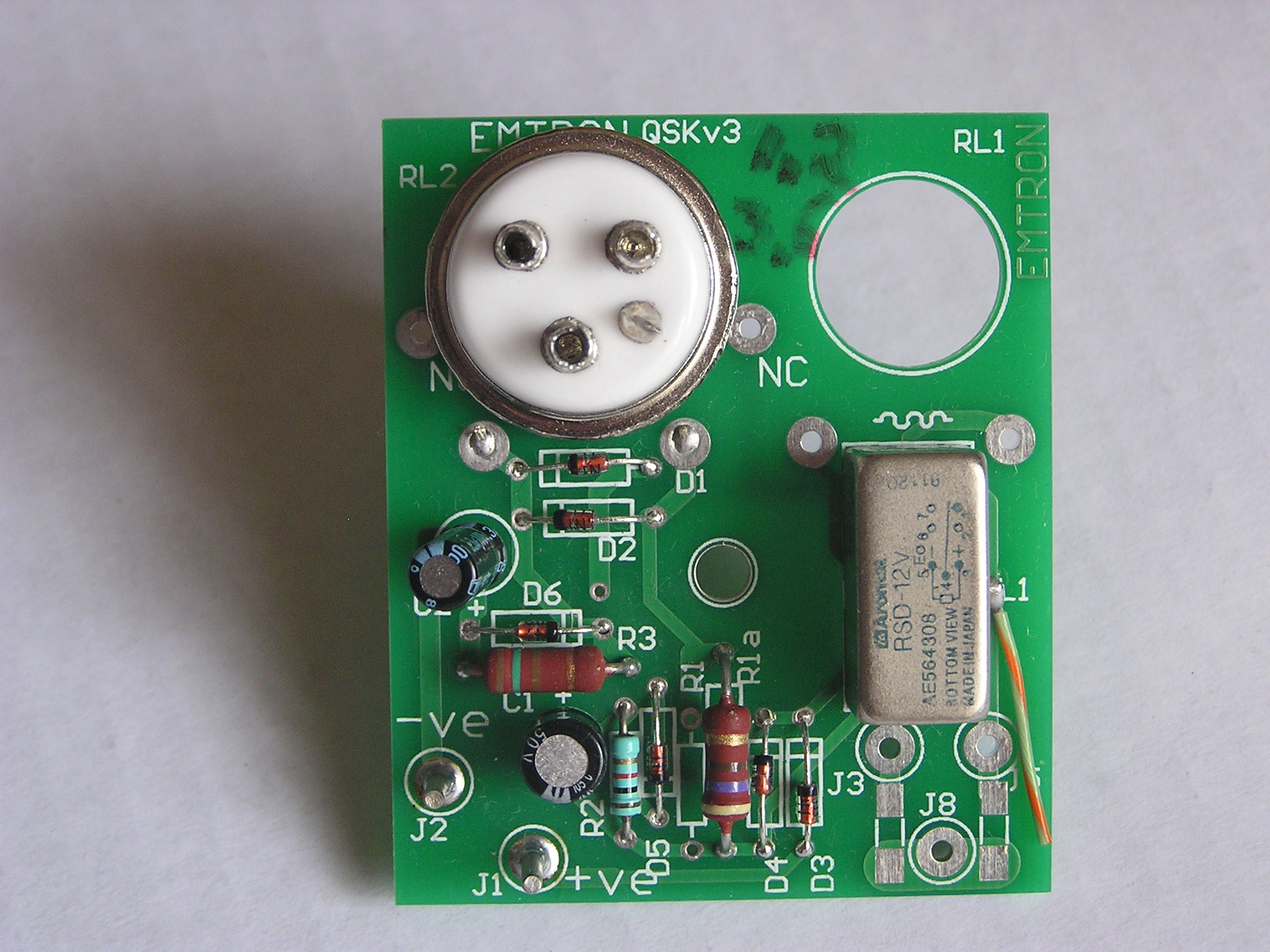 EMTRON AMPLIFIERS emtrondv